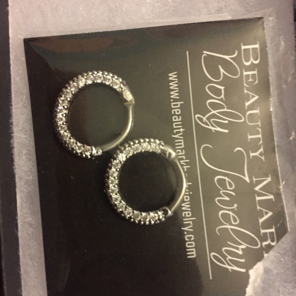 Jewelry - Crystal diamond septum clicker